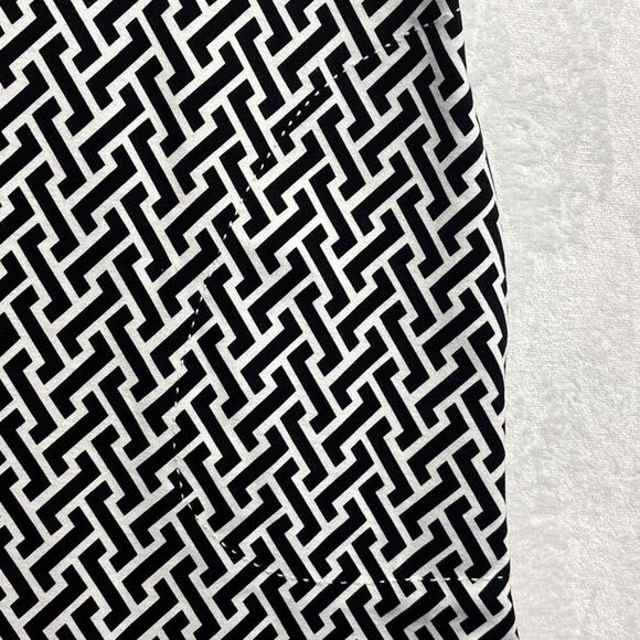 J. McLaughlin Black White Geometric Trapeze Short Sleeve Dress Size XS Pockets - Picture 8 of 16